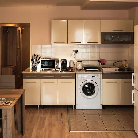 Orczy Forum With Free Parking Budapeste